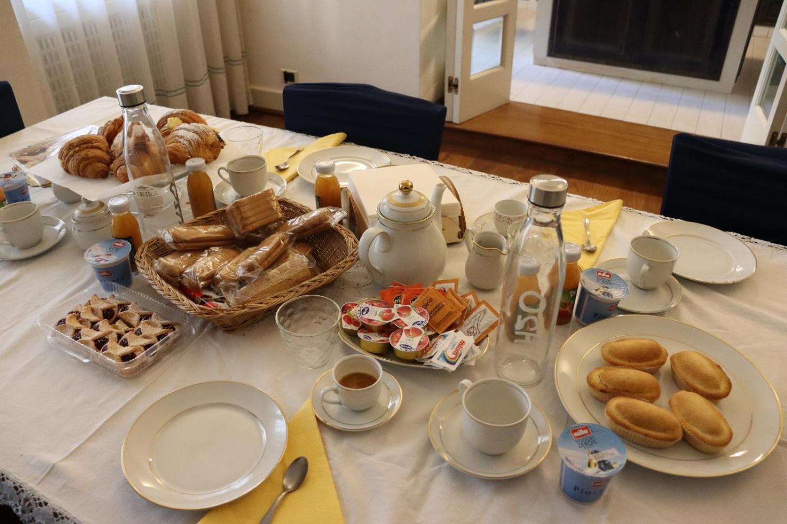 B&B Frida Suite Home Трани Екстериор снимка